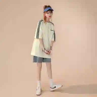 maxim's de paris Summer dopamine LogoT