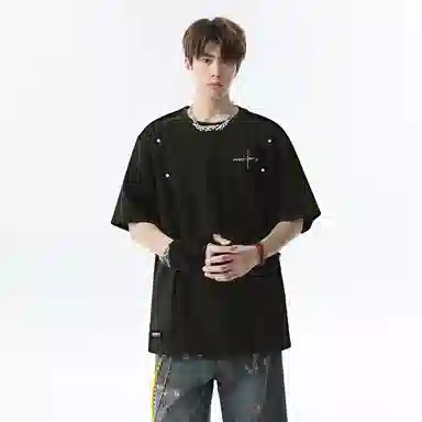 maxim's de paris logoT