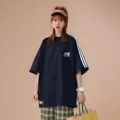 maxim's de paris logoT