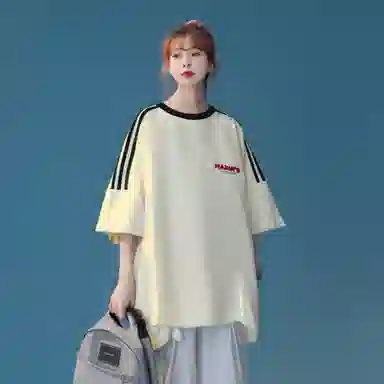 maxim's de paris LOGOT