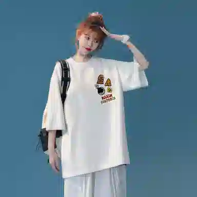 maxim's de paris logoT