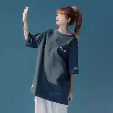 maxim's de paris 260logoT