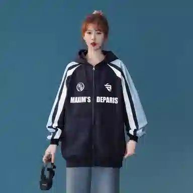 maxim's de paris Logo