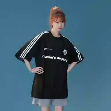 maxim's de paris LOGOT