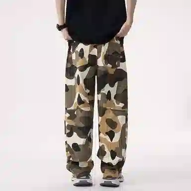 M JEANS STUDIOS 7