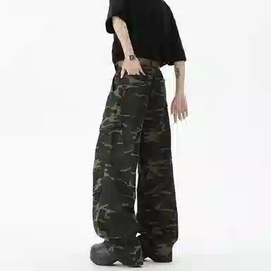 M JEANS STUDIOS 7 vibe