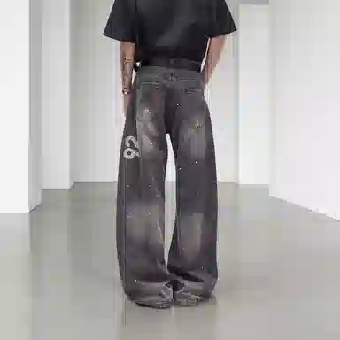M JEANS STUDIOS 7