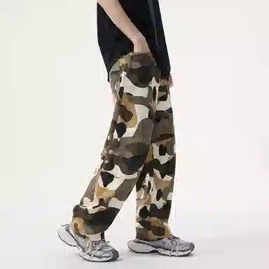 M JEANS STUDIOS 7