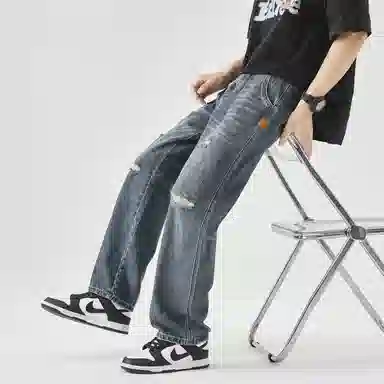 M JEANS STUDIOS 7