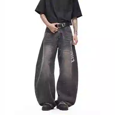 M JEANS STUDIOS 7