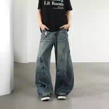 M JEANS STUDIOS 7