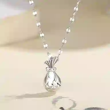 999