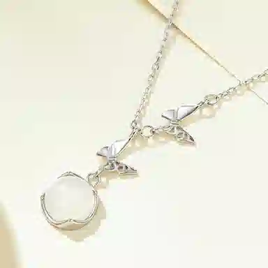 【S999足银纯银 招财招桃花】 七好美银 好运褔蝶 连理枝精致轻奢时尚优雅小清新简约清透气质小众高级感日常百搭锁骨链天然 玉髓 项链 女款