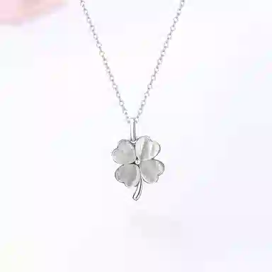 【S925银 幸运四叶草】 七好美银  精致轻奢时尚优雅清冷小清新 简约小众高级感设计 日常通勤百搭锁骨链 琉璃 项链 女款