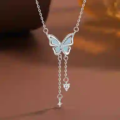 【999足银纯银 夜光闪蝶】 七好美银 夜光蝴蝶流苏轻奢高级暗夜精灵梦幻闪耀灵蝶浪漫灵动在逃公主精致约会表白锁骨链#好运 银 项链 女款