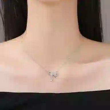 【S999足银纯银 在逃公主】 七好美银 蝴蝶结轻奢精致梦幻少女甜美氛围感极简冷淡风优雅气质闪耀时尚在逃公主百搭锁骨链#好运 银 项链 女款