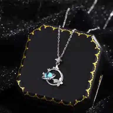 【S999银】 七好美银 梦幻星球 精致轻奢时尚优雅温柔浪漫小清新 简约小众高级感设计 日常约会通勤百搭锁骨链 琉璃 项链 女款