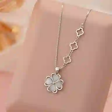 【S999足银纯银 幸运四叶草】 七好美银  精致轻奢时尚优雅小清新 简约小众高级感设计 日常约会通勤百搭锁骨链 琉璃 项链 女款