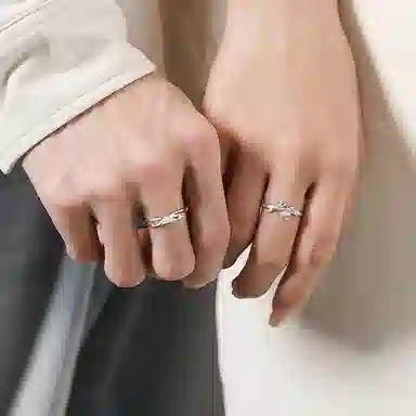 【S925银 樱花之恋】 七好美银 飞雪精致小花甜美温柔浪漫雪山频率 首饰 戒指 男女同款情侣款