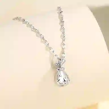 999