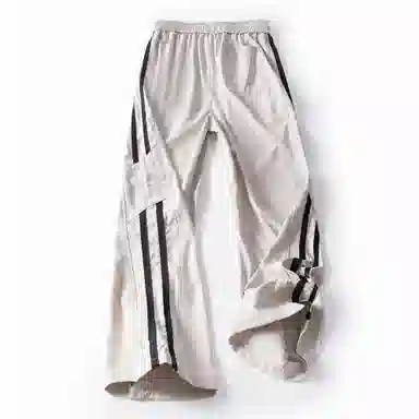 maxim's de paris CityWalkhiphop