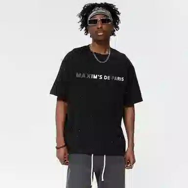 maxim's de paris LogoT