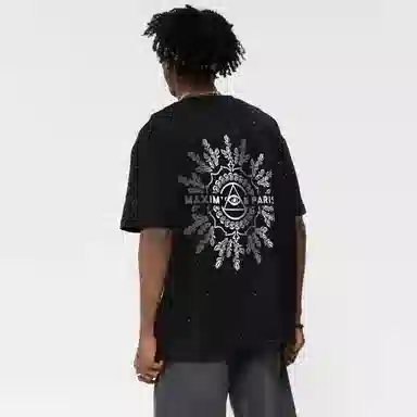 maxim's de paris LogoT