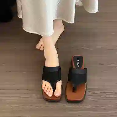 龙之舞 时尚方头夹脚仙女风百搭休闲 橡胶底人字拖鞋 女