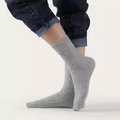 良朴 羊毛加绒加厚舒适简约松口中筒袜 女款