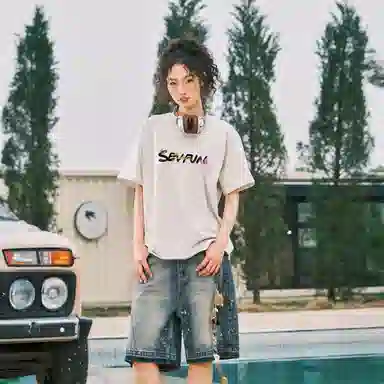 7 SEVFUN logoT