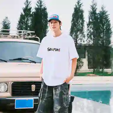 7 SEVFUN logoT