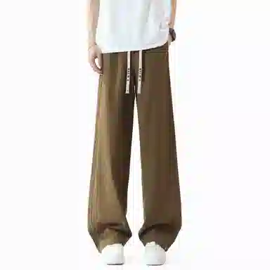 maxim's de paris vibe