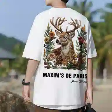 maxim's de paris LOGOT