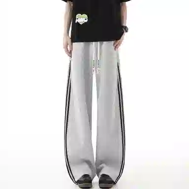 maxim's de paris vibe