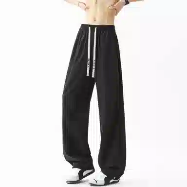 maxim's de paris vibe