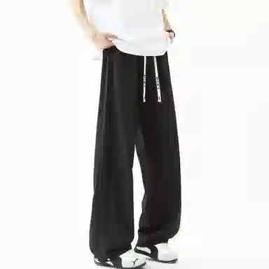 maxim's de paris vibe