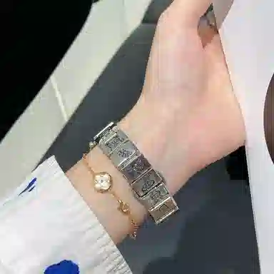 gt5gt43watch54gt53progt