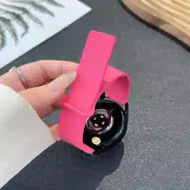 gt5watch5gt4