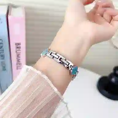 109nfc9pro8prowatch5