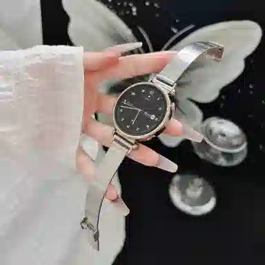 gt5GT5ProHUAWEIWATCHGT4424118mm