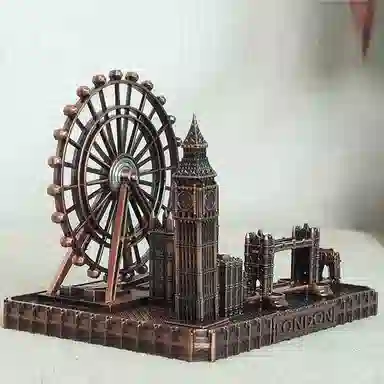 格薇拉 英国伦敦眼大本钟塔桥教堂巴黎群楼建筑 成品模型
