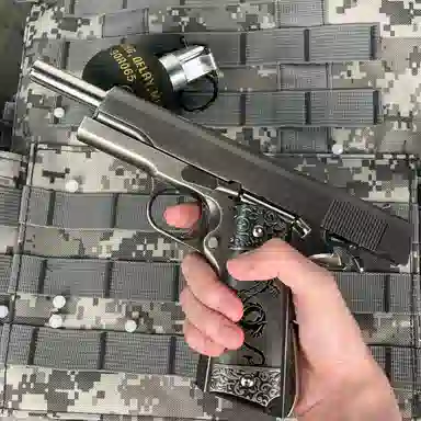 Colt M1911