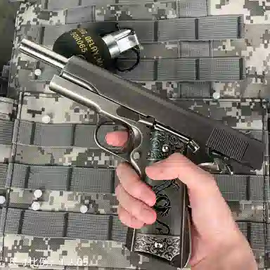 Colt M1911