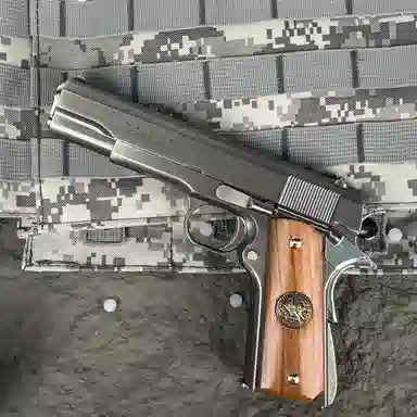 Colt M1911