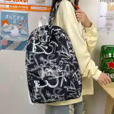 南潇湘 小清新休闲高颜值精美潮版韩版背包初中生高中生大学生上课百搭书包 尼龙 双肩包 男女同款情侣款 蓝色/绿色/红色/黑色