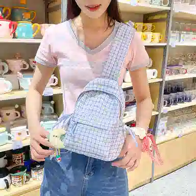 南潇湘 小清新休闲高颜值韩版百搭 尼龙 双肩包 常规 男女同款情侣款 浅紫色/浅蓝色/黄色/绿色/粉色