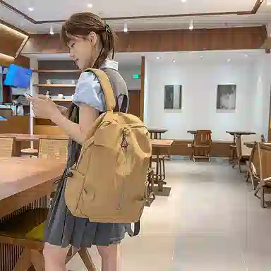 南潇湘 工装机能百搭个性运动街头 尼龙 双肩包 常规 男女同款情侣款 米白色/黑色/酒红色/卡其色/绿色