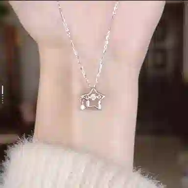 999