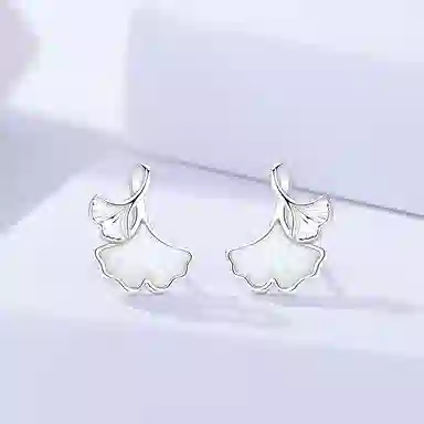 999