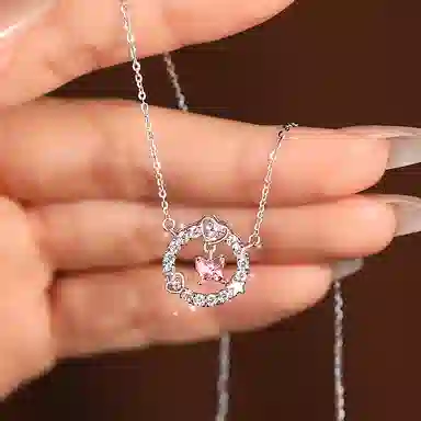 925